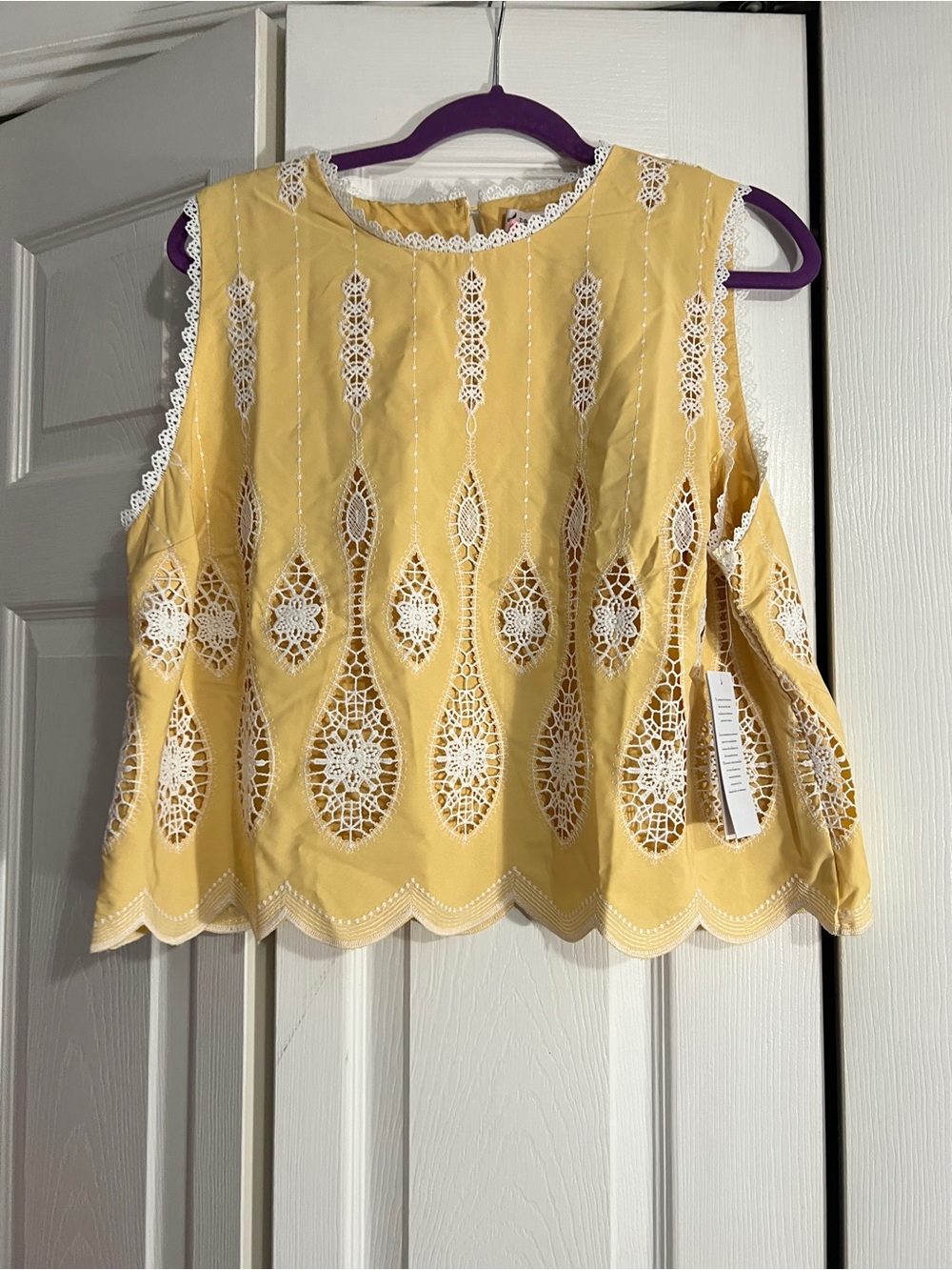 Women’s Yellow Lace-Trim Sleeveless Blouse